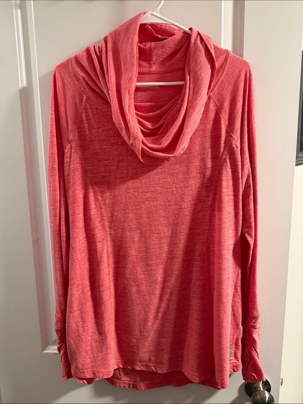 🥳 5 for $25 BUNDLE Reebok Coral Lightweight Cowl Neck Long Sleeve Top